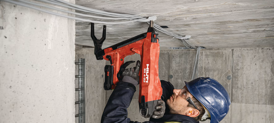 HİLTİ BX4-22 AKÜLÜ BETON ÇİVİ ÇAKMA TABANCASI